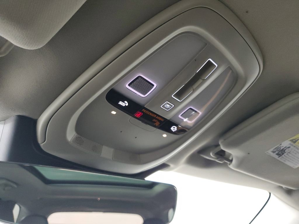 Certified 2023 Volvo XC90 B5 Plus w/ Protection Package Premier AWD/4WD image 37