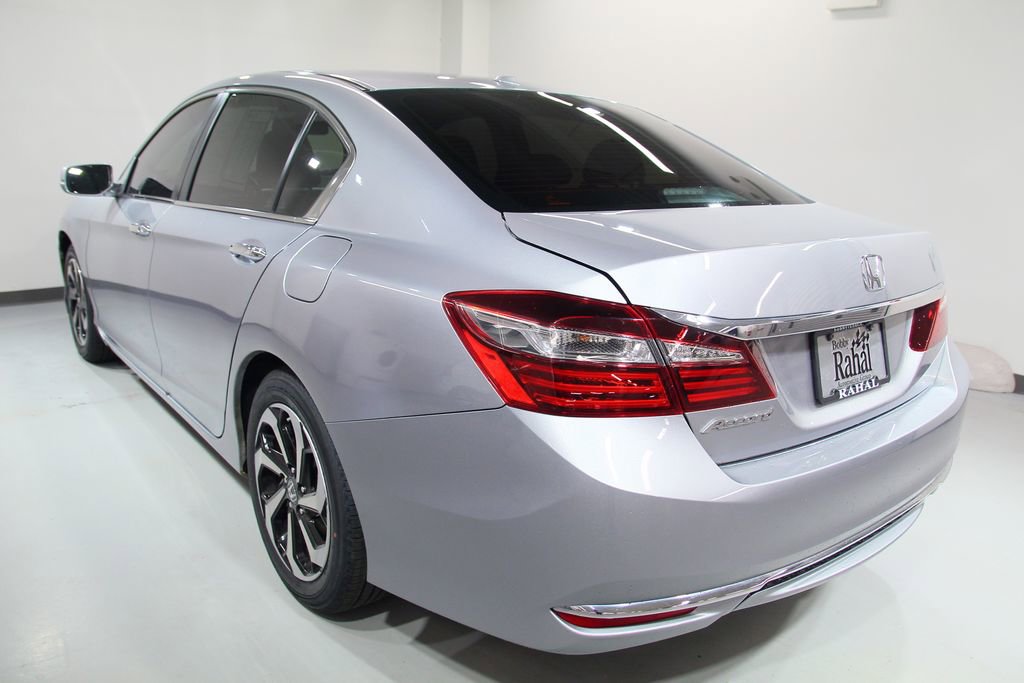 Used 2017 Honda Accord EX-L image 16