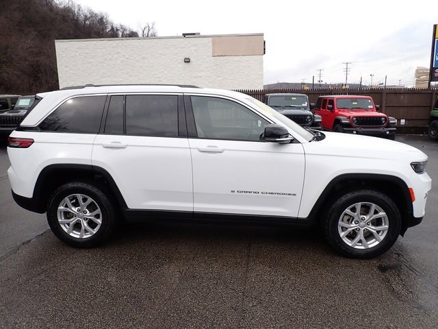 Used 2023 Jeep Grand Cherokee Limited image 8