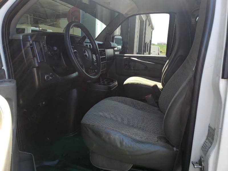 Used 2014 GMC Savana 2500 RWD image 17