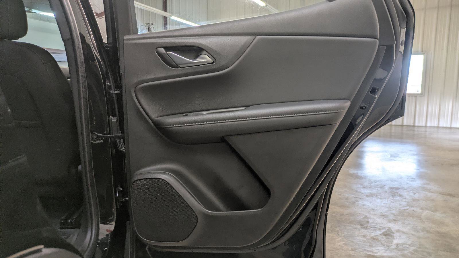 Used 2022 Chevrolet Blazer LT FWD image 29