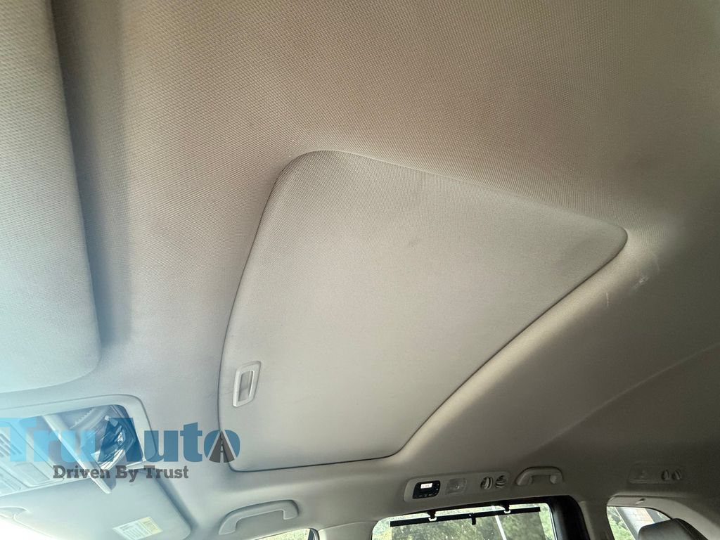Used 2014 Honda Odyssey EX-L image 33
