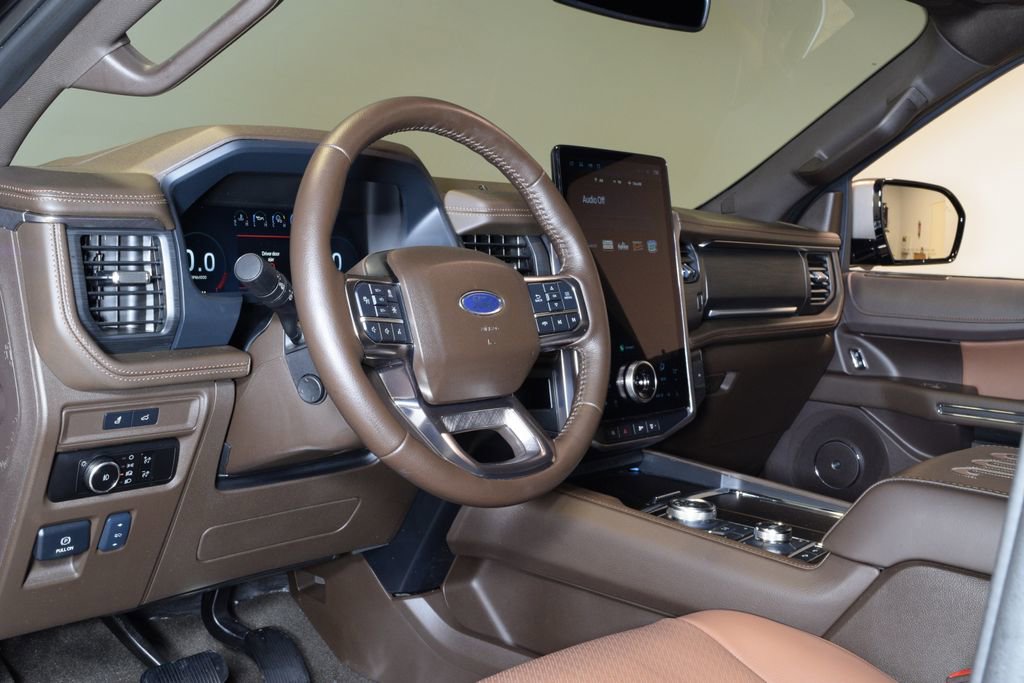 Used 2024 Ford Expedition King Ranch AWD/4WD image 7