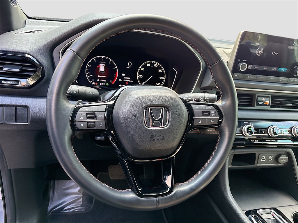 Used 2024 Honda Pilot Sport image 11