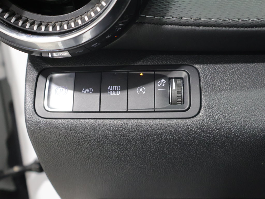 Used 2026 Chevrolet Equinox LT AWD/4WD image 32
