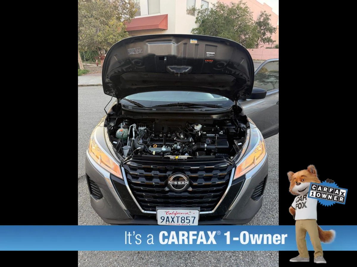 Used 2022 Nissan Kicks S FWD image 27