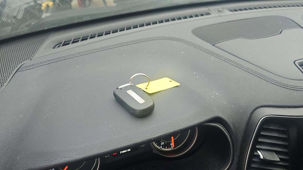 Used 2019 Jeep Cherokee Latitude Plus image 15