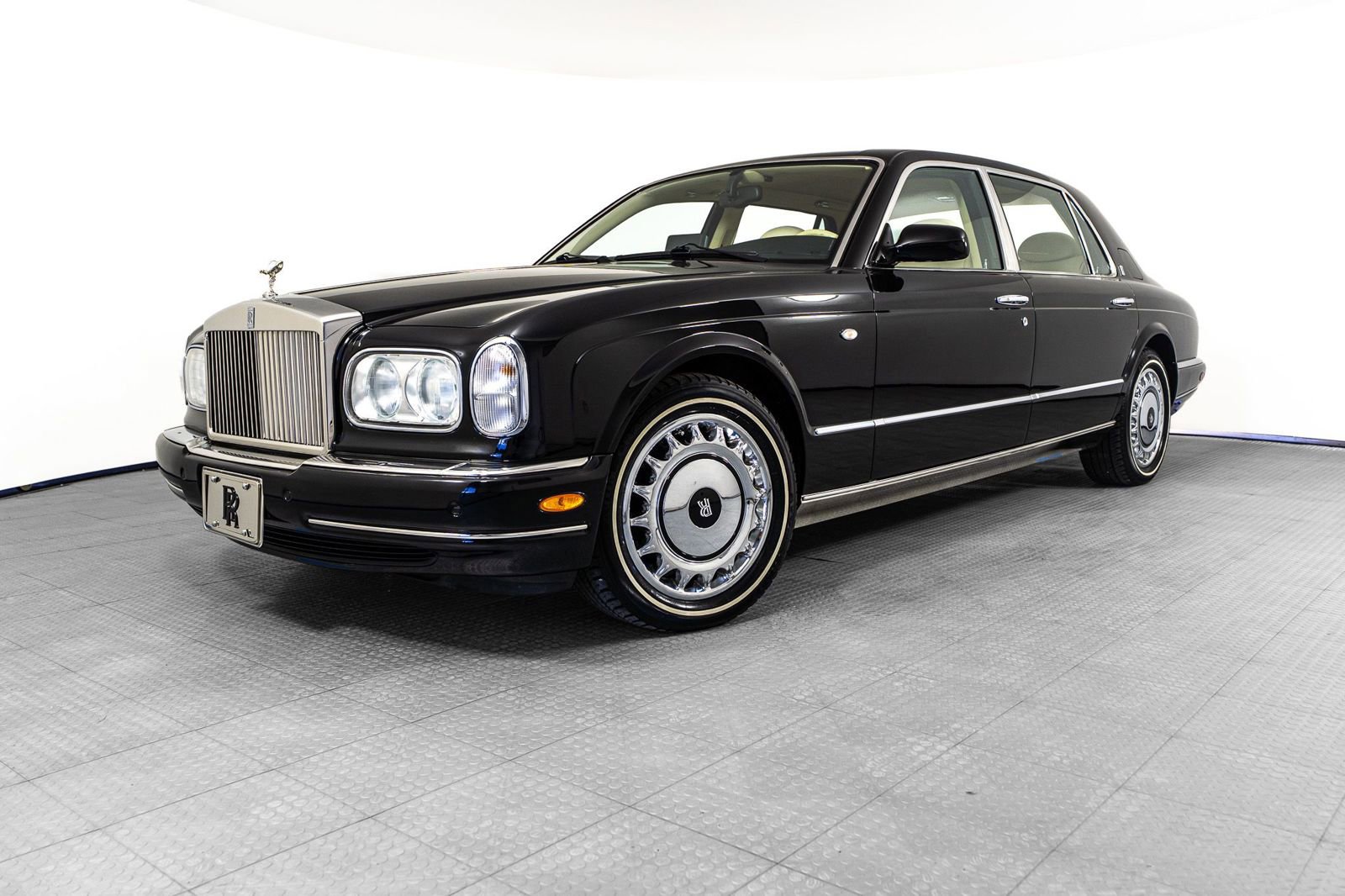 Used 2002 Rolls-Royce Park Ward RWD image 1