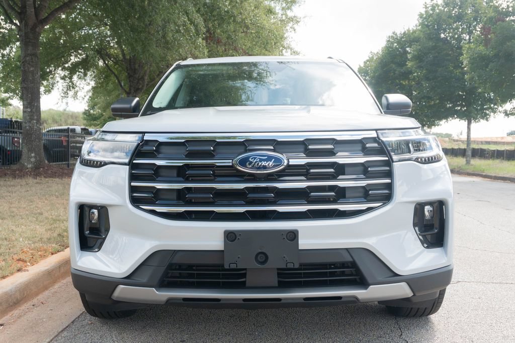 New 2026 Ford Explorer Active w/ Active Comfort Package AWD/4WD image 4