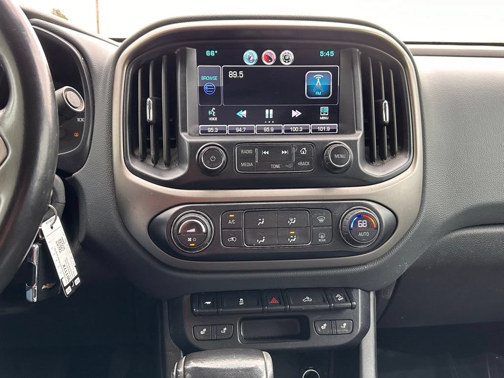 Used 2015 Chevrolet Colorado Z71 AWD/4WD image 39