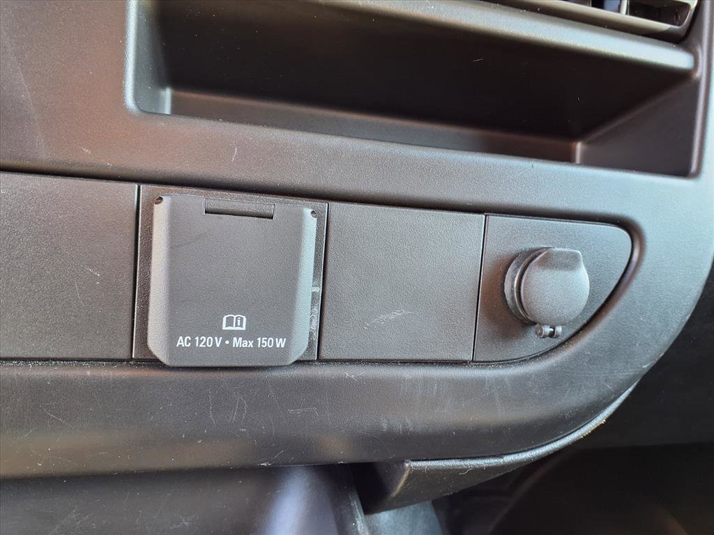 Used 2024 Chevrolet Express 2500 w/ Driver Convenience Package image 6