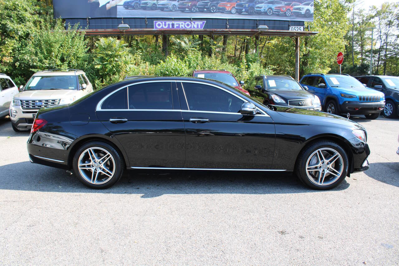 Used 2017 Mercedes-Benz E 300 4MATIC image 5