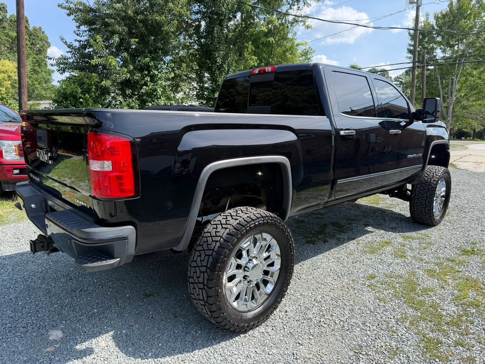 Used 2019 GMC Sierra 2500 Denali w/ Duramax Plus Package AWD/4WD image 6