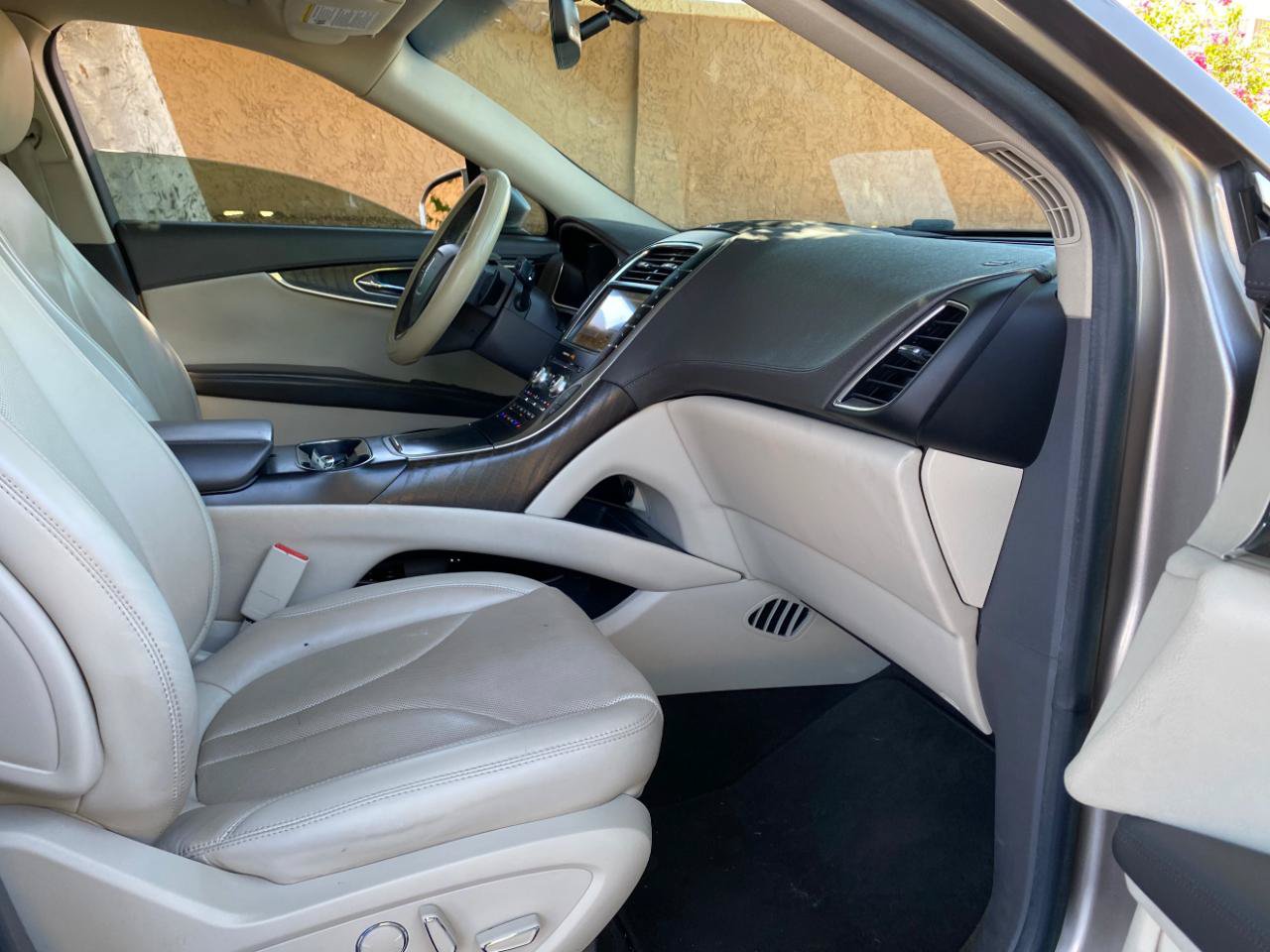 Used 2019 Lincoln Nautilus Reserve FWD image 51