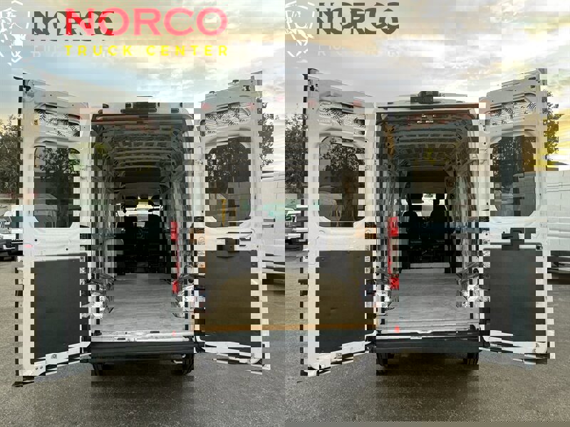 Used 2021 RAM ProMaster 2500 image 12