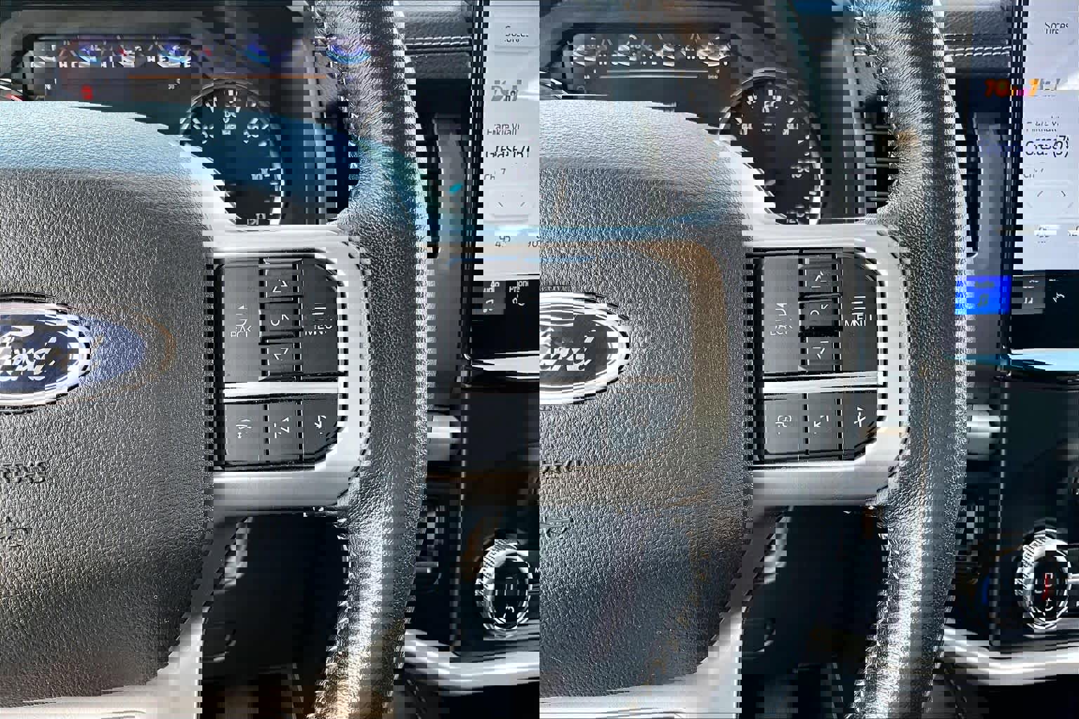 Used 2024 Ford Expedition XLT image 23