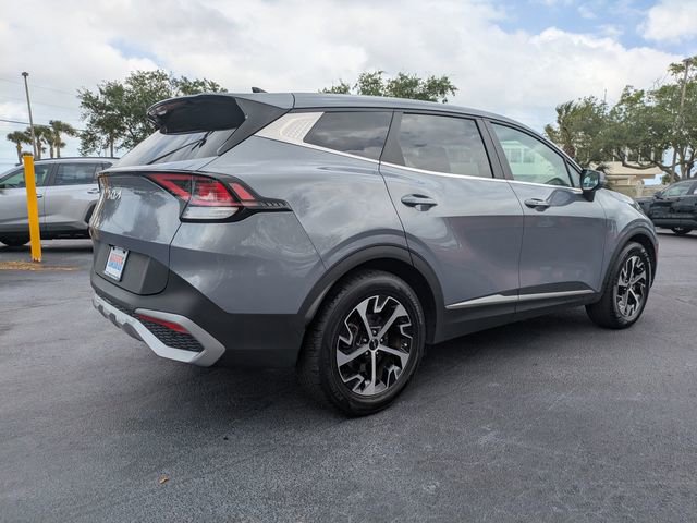 Used 2023 Kia Sportage EX image 4