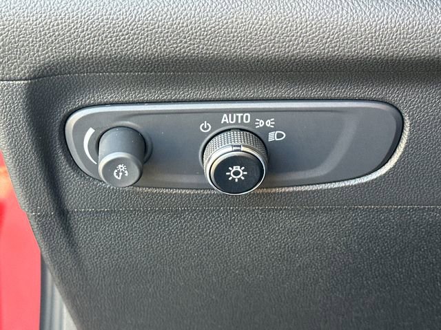 Used 2023 Buick Envision Preferred image 33
