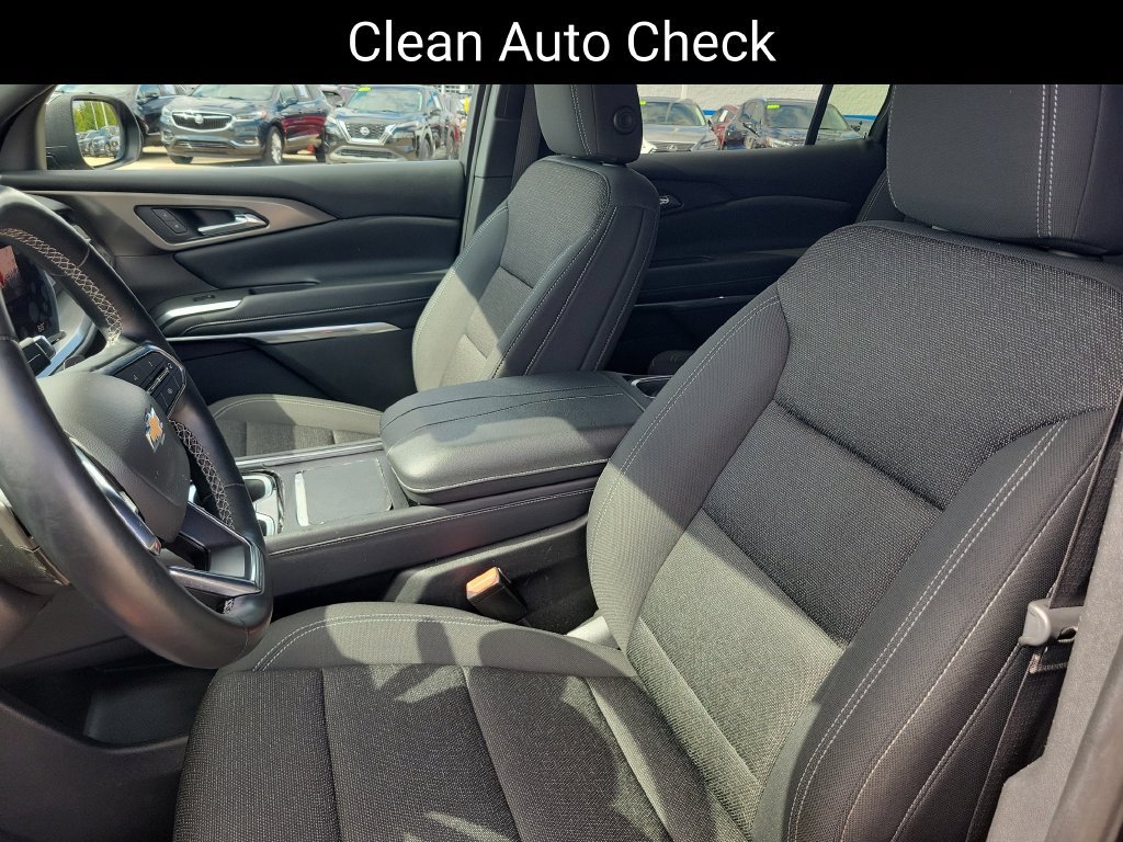 Used 2024 Chevrolet Traverse LS FWD image 6