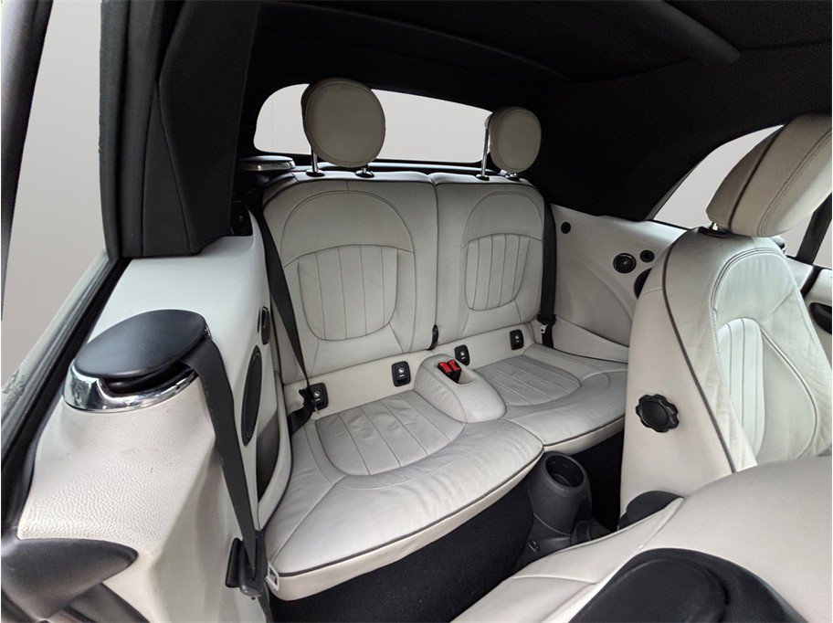 Used 2018 MINI Cooper S image 35