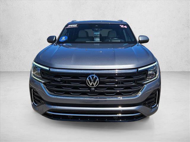 Used 2024 Volkswagen Atlas Cross Sport SEL Premium R-Line AWD/4WD image 2