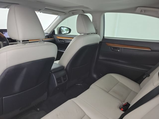 Used 2015 Lexus ES 300h w/ Navigation System Package FWD image 13