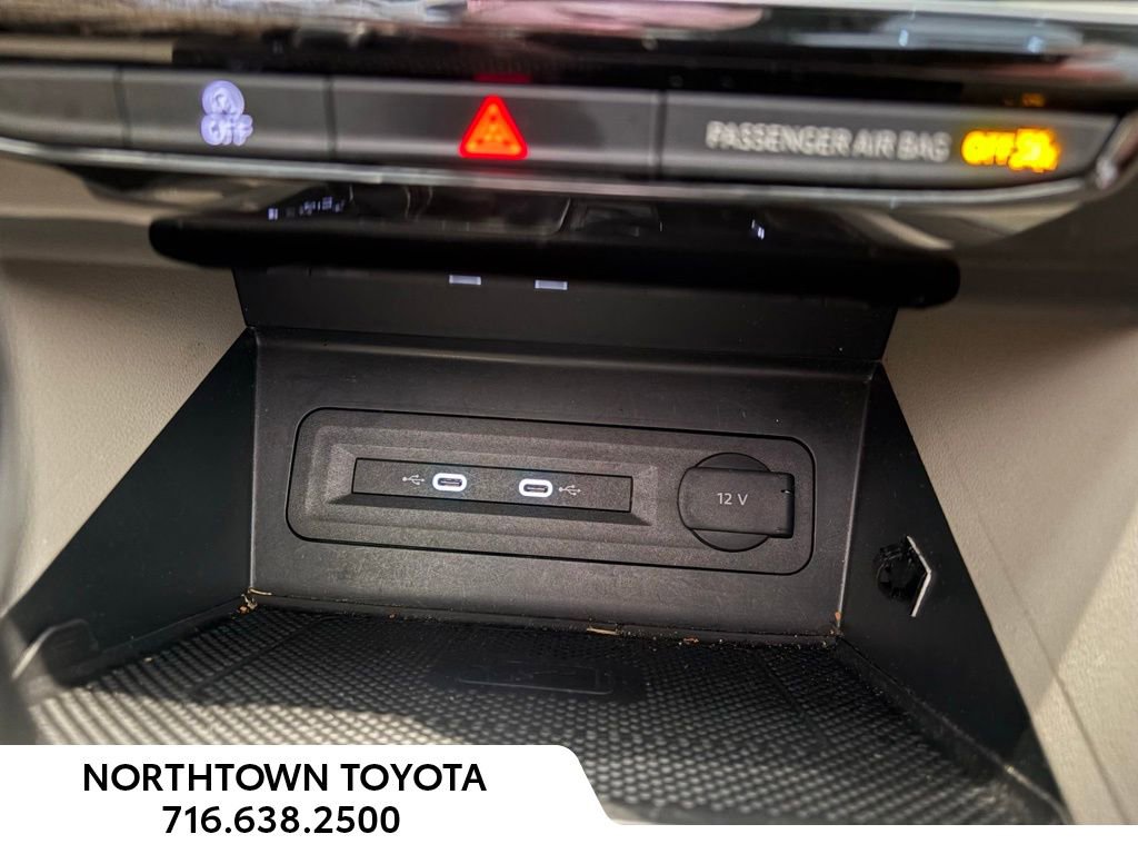 Used 2023 Volkswagen Atlas SEL image 23