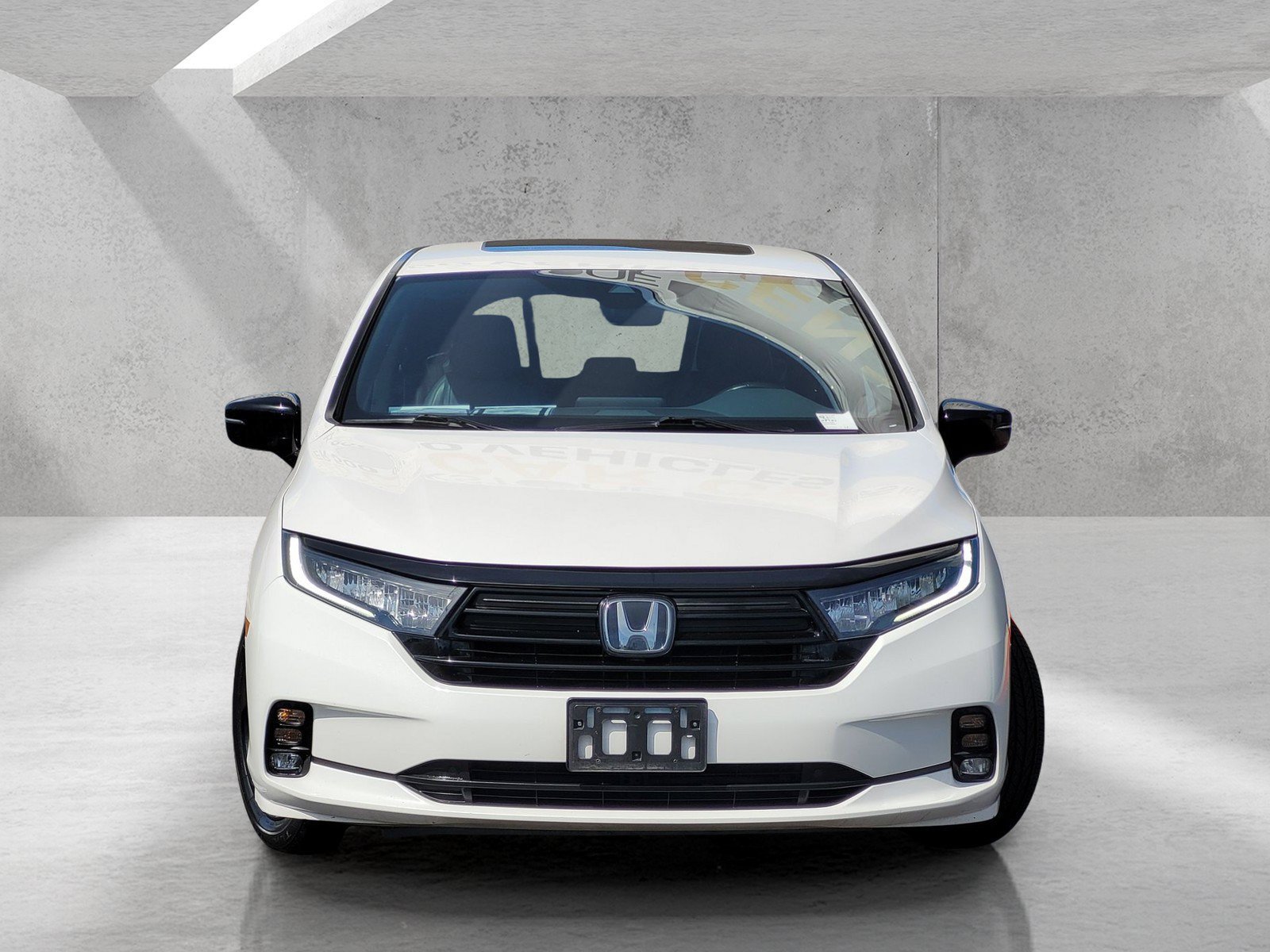 Used 2023 Honda Odyssey Sport image 3