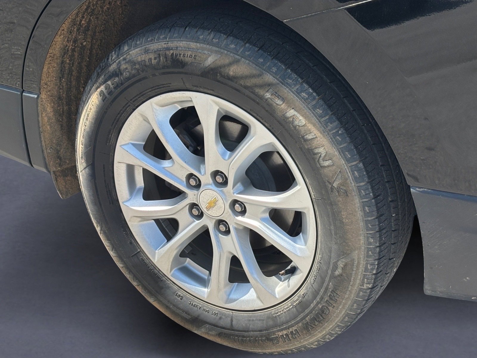 Used 2021 Chevrolet Equinox LT image 3