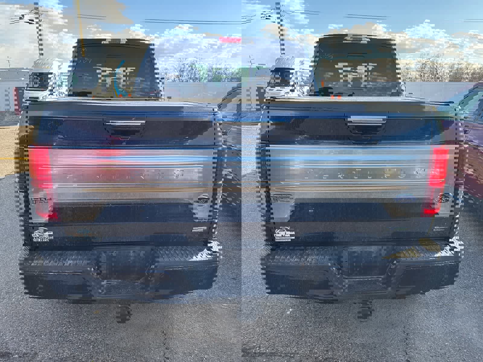 Used 2019 Ford F150 Platinum w/ Technology Package image 8