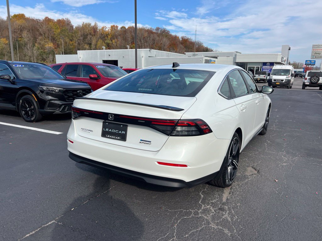 Used 2023 Honda Accord Sport image 5