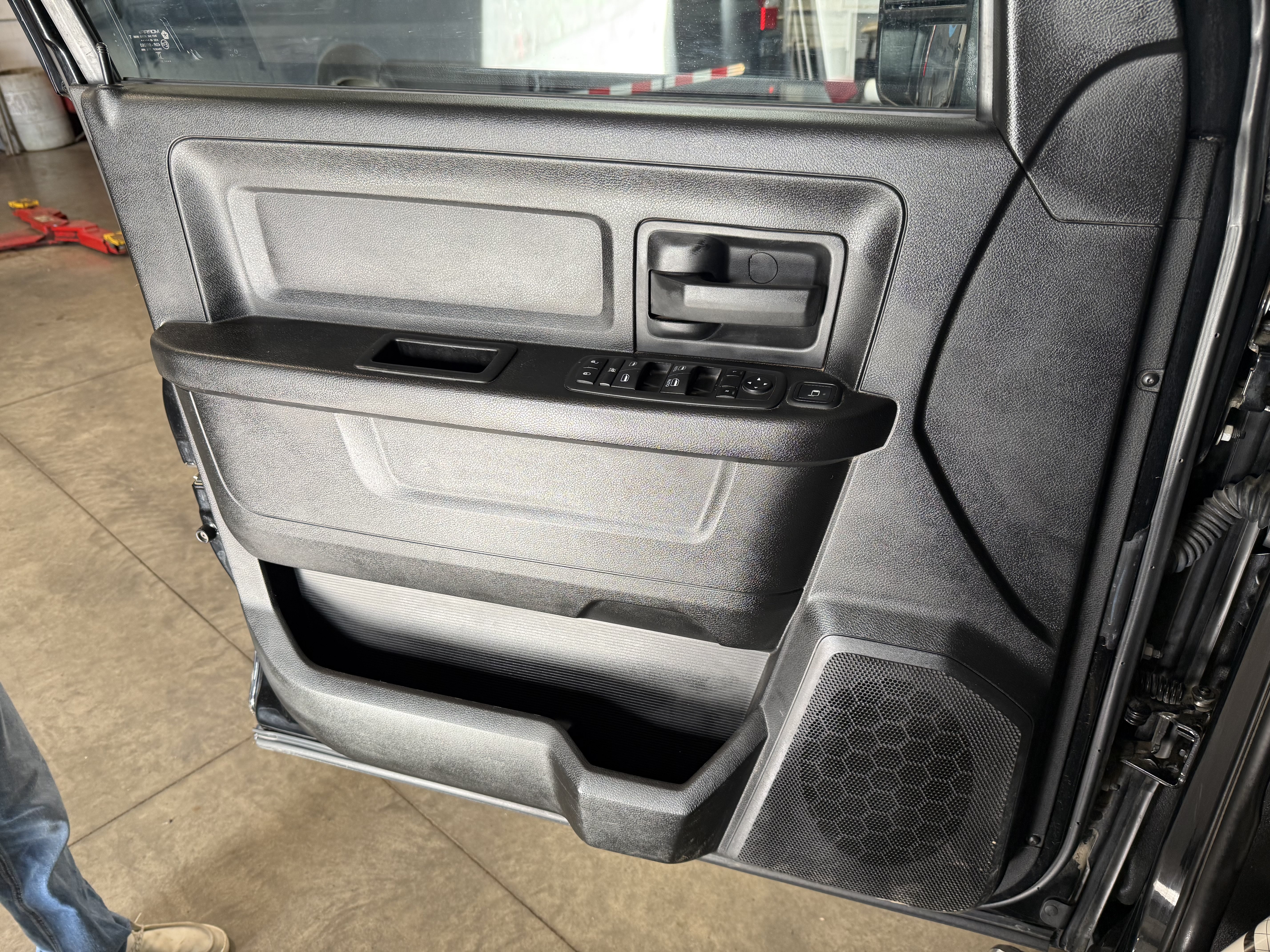 Used 2023 RAM 5500 Tradesman w/ Safety Group AWD/4WD image 48