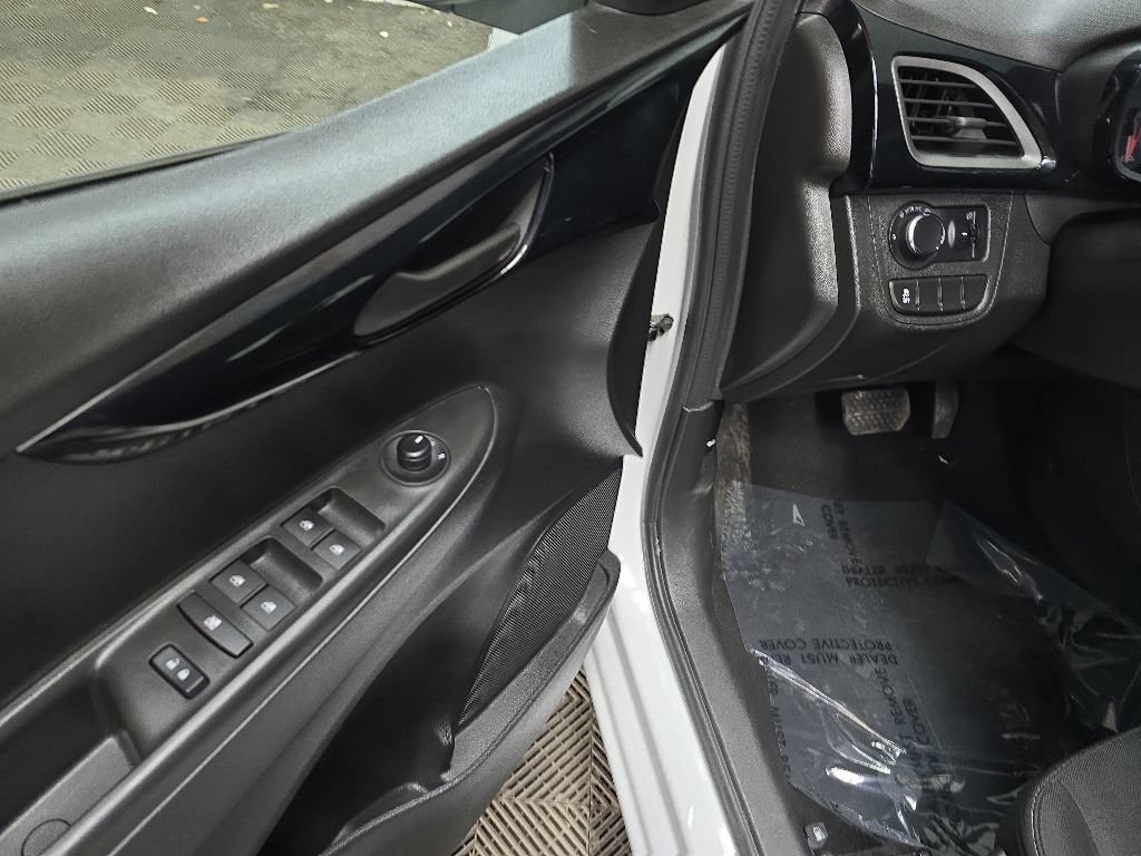 Used 2020 Chevrolet Spark LT FWD image 27