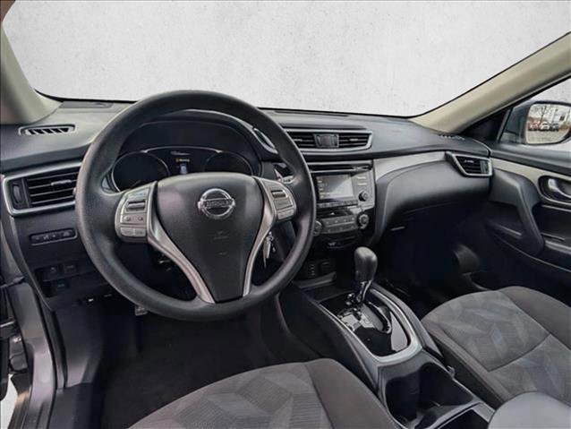 Used 2016 Nissan Rogue S image 10