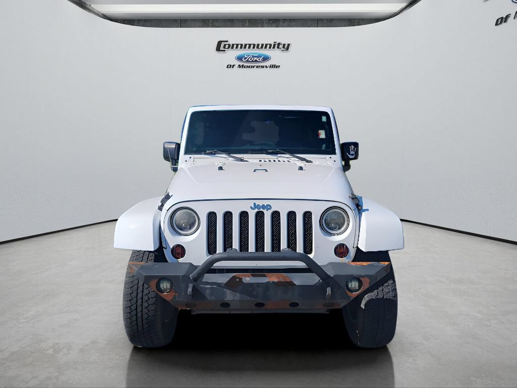 Used 2012 Jeep Wrangler Unlimited Sahara w/ Dual Top Group AWD/4WD image 2