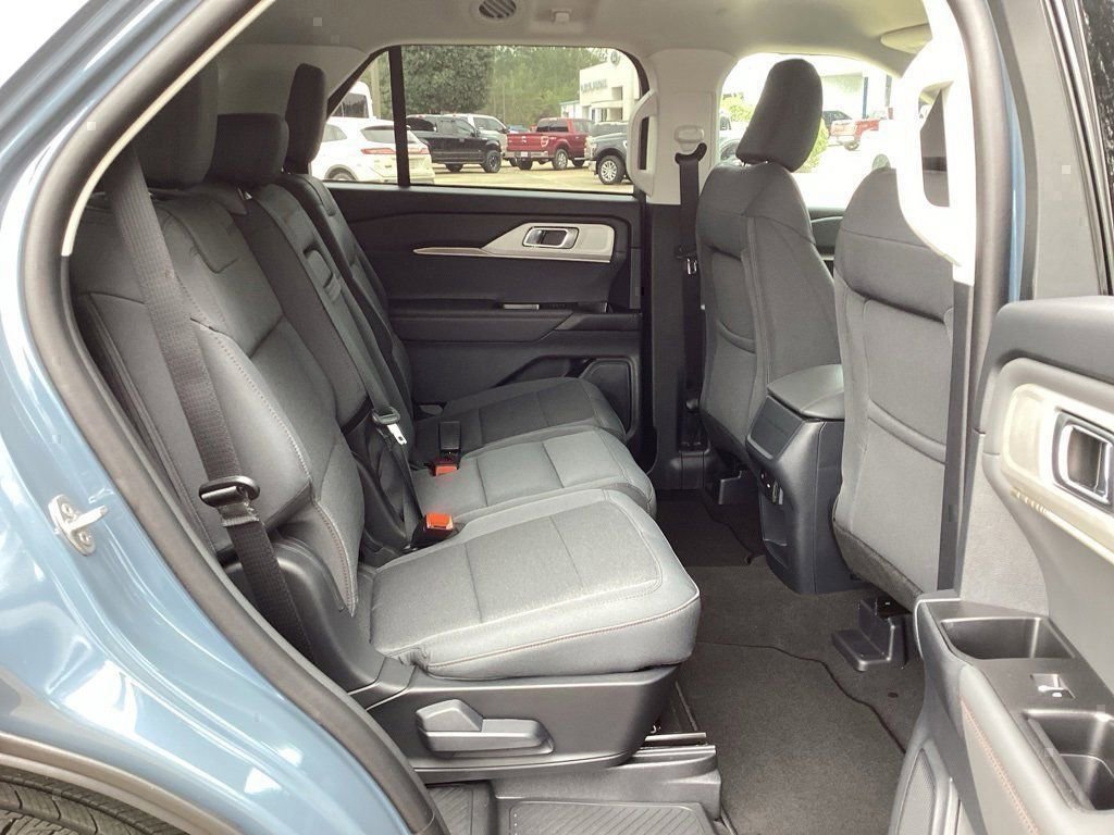 New 2026 Ford Explorer Active image 36