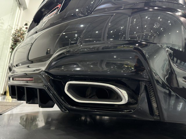 Used 2015 Rolls-Royce Wraith RWD image 39