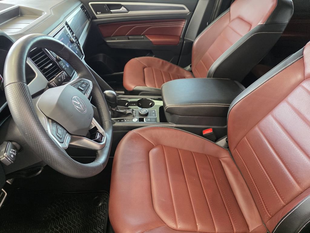 Used 2023 Volkswagen Atlas Cross Sport SEL Premium R-Line AWD/4WD image 13