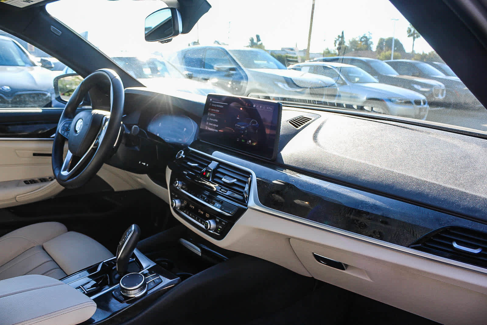 Certified 2023 BMW 530i w/ Premium Package image 16