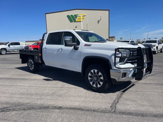 Used 2024 Chevrolet Silverado 2500 LTZ w/ LTZ Premium Package image 3