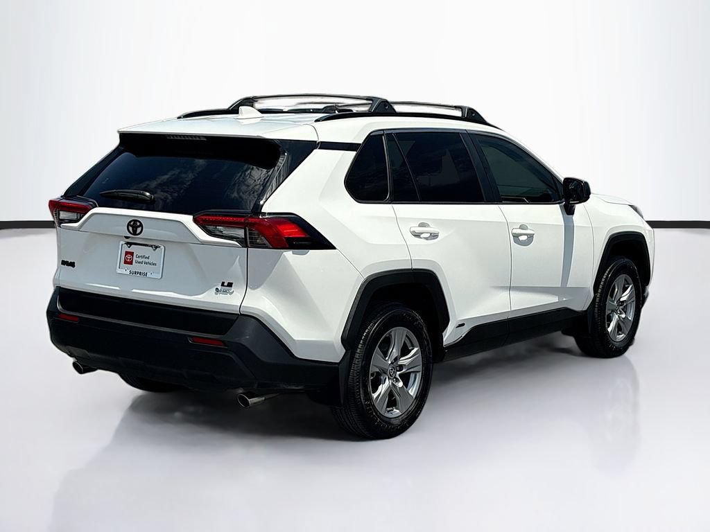 Used 2025 Toyota RAV4 LE AWD/4WD image 5