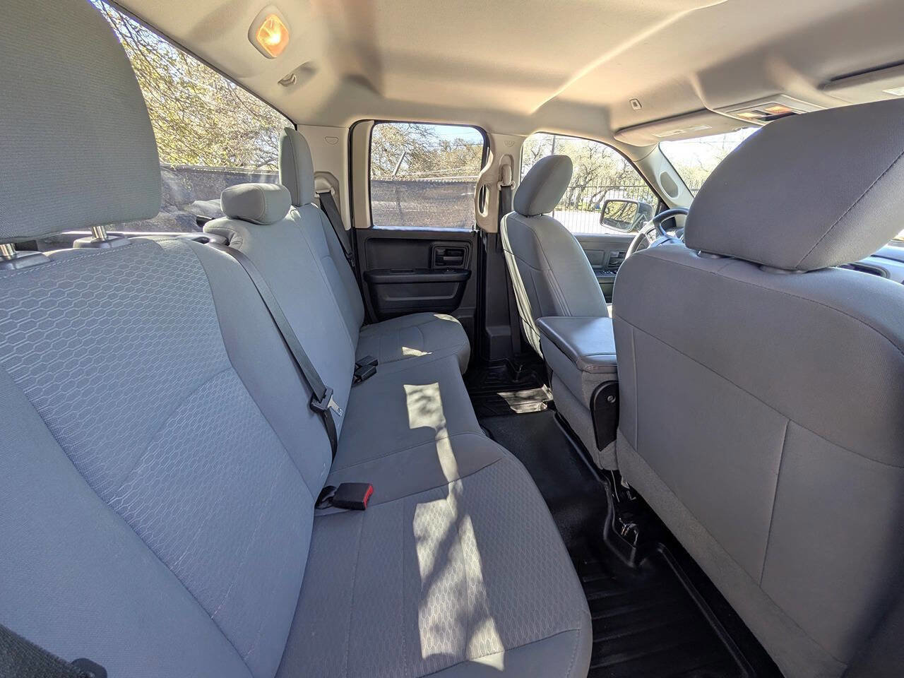 Used 2017 RAM 1500 Express image 14