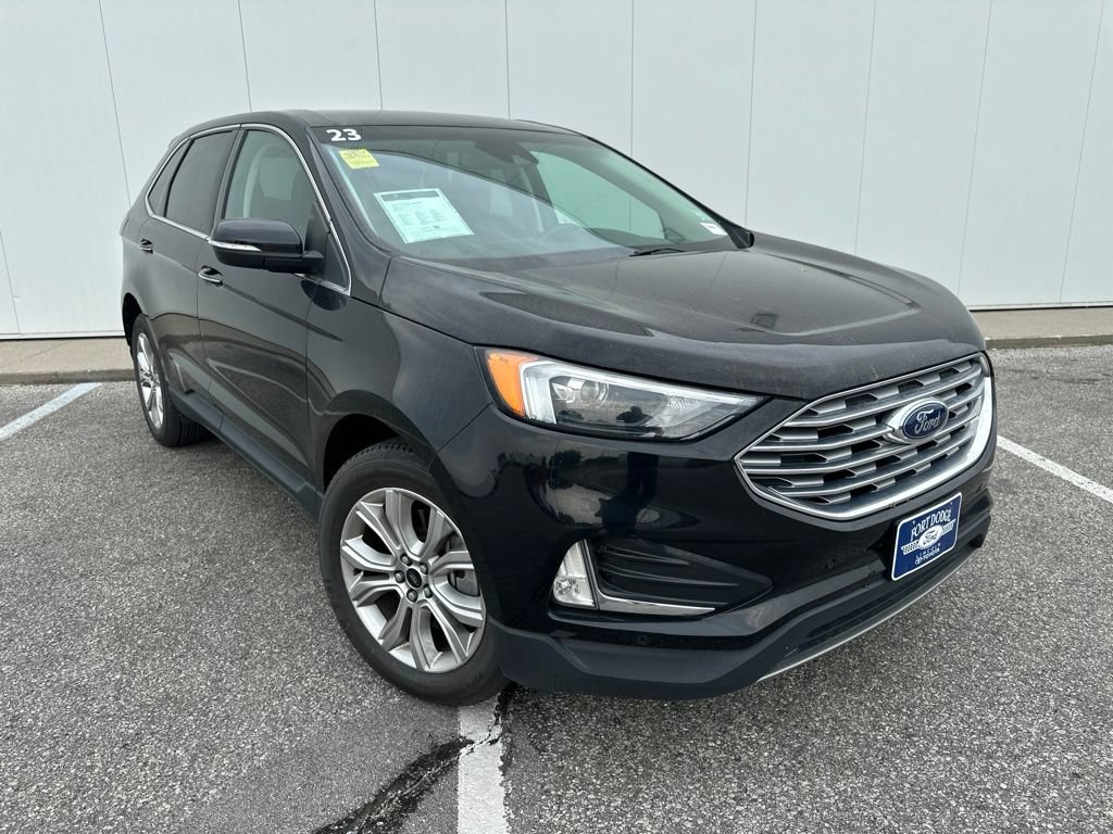 Certified 2023 Ford Edge Titanium AWD/4WD image 10