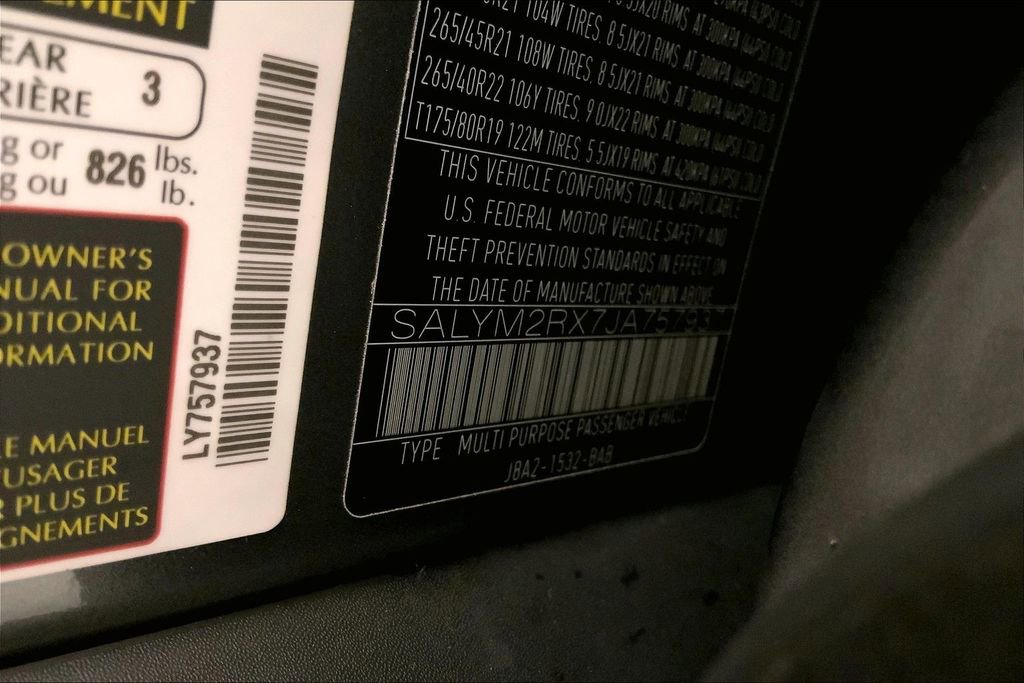 Used 2018 Land Rover Range Rover Velar R-Dynamic HSE image 32