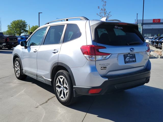 Used 2020 Subaru Forester Premium AWD/4WD image 3