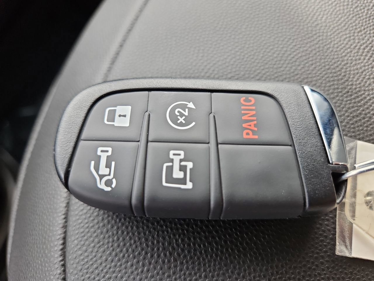 New 2025 RAM ProMaster 2500 w/ Quick Order Package 22G SLT image 26