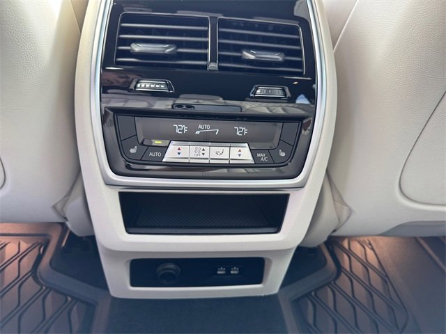 New 2026 BMW X5 xDrive40i w/ Executive Package image 24