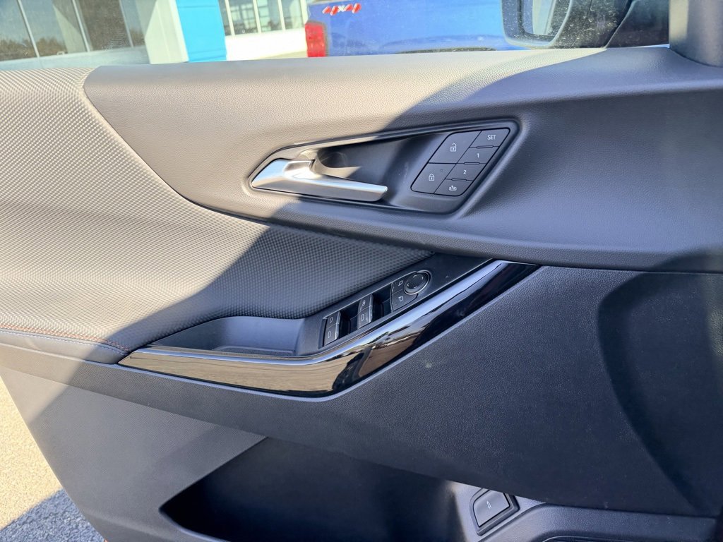 New 2026 Chevrolet Equinox RS w/ Convenience Package III image 22