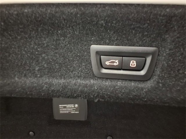 Used 2025 BMW 330i xDrive 330i xDrive w/ Premium Package image 13