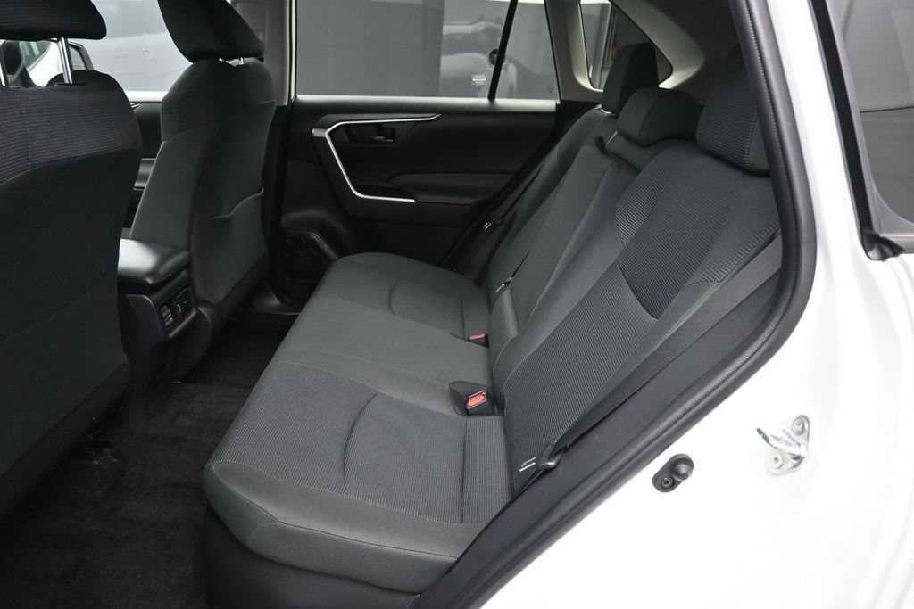 Certified 2024 Toyota RAV4 LE AWD/4WD image 20